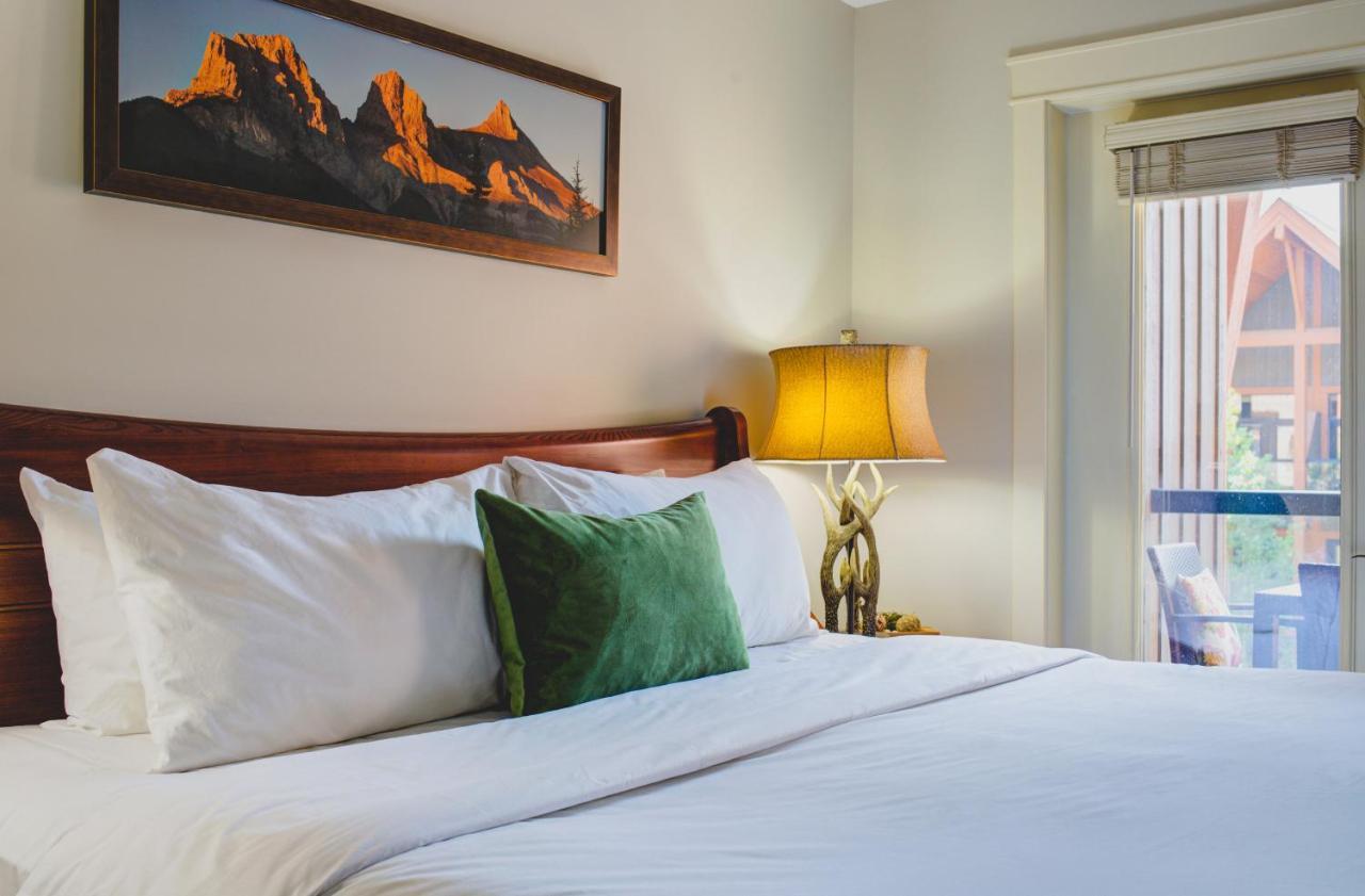 The Owls Nest. 1 Bedroom Mountain View Apartment *