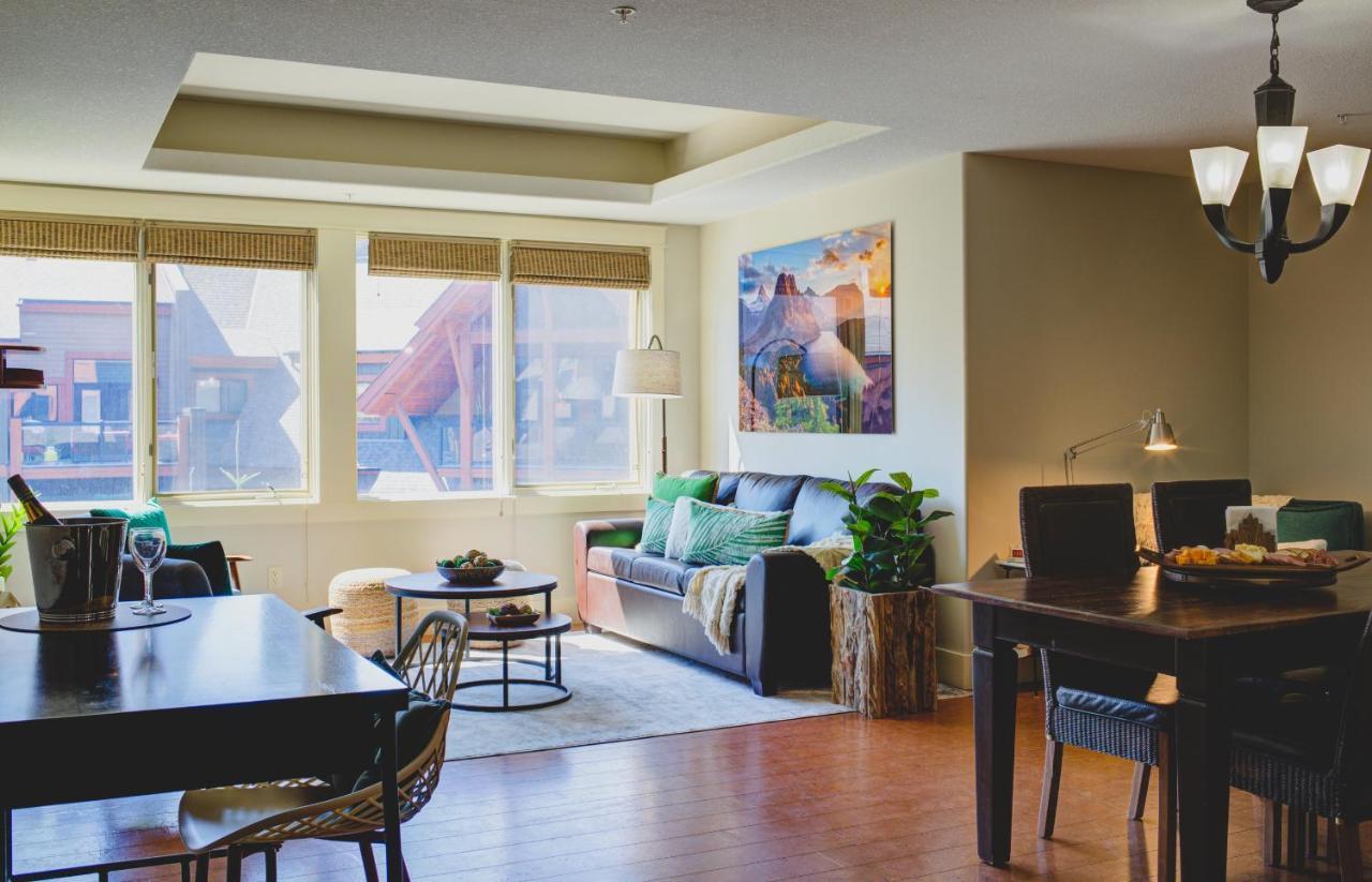 The Owls Nest. 1 Bedroom Mountain View Apartment