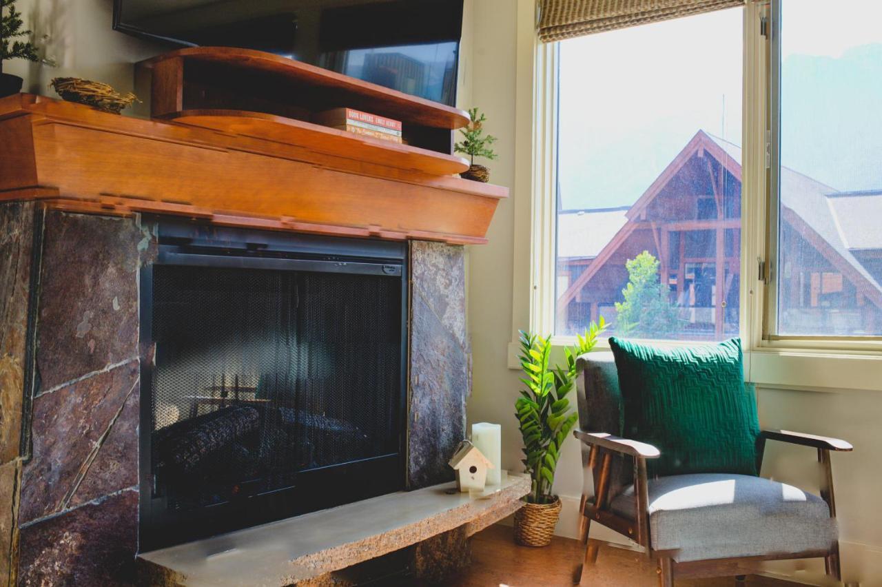 The Owls Nest. 1 Bedroom Mountain View * Canmore